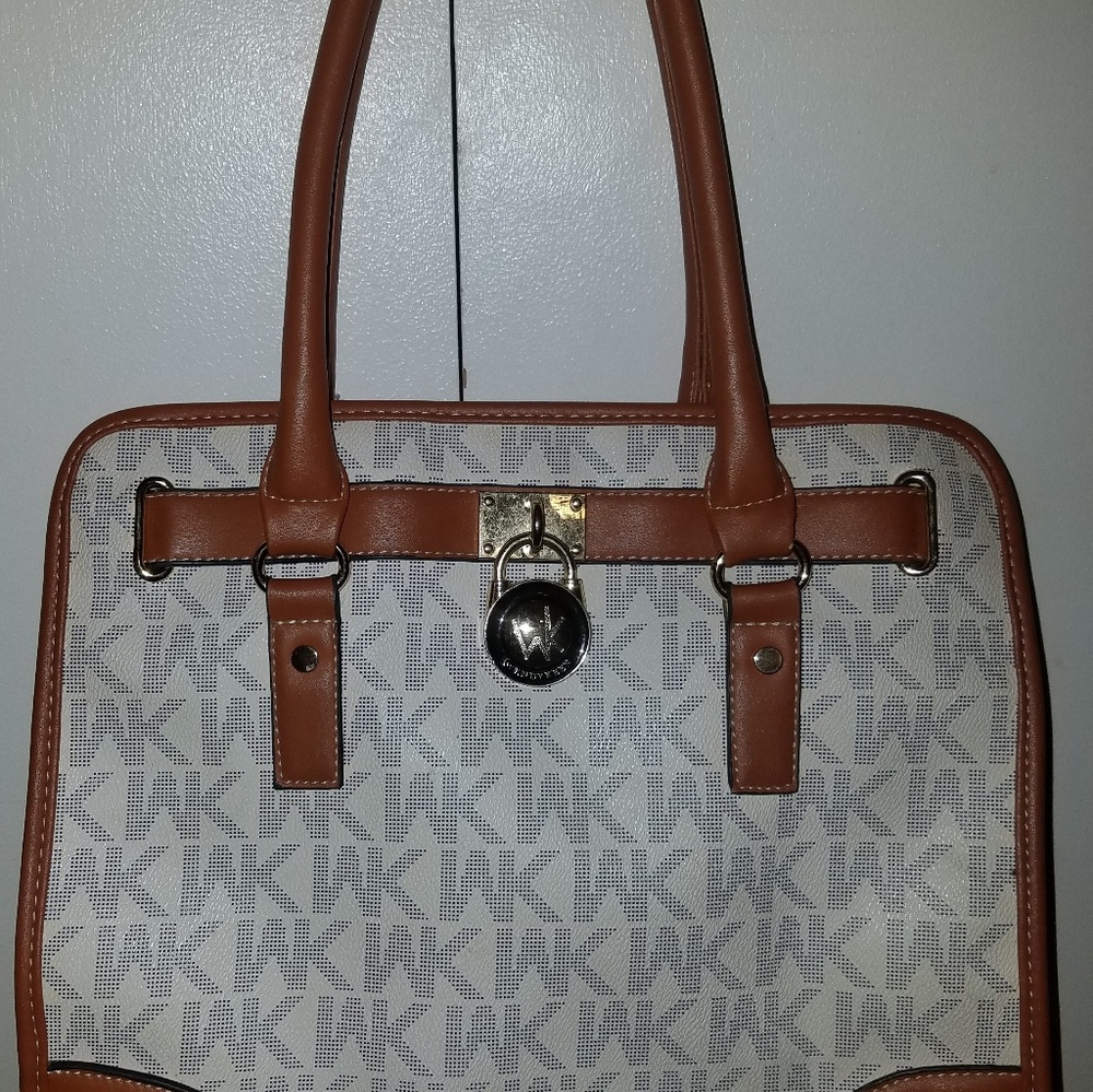 Wendy Keen purse